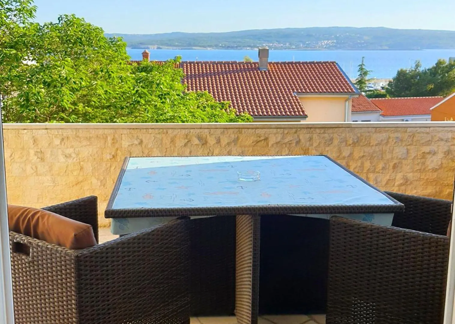 Guest house Apartments Crikvenica Megan 1